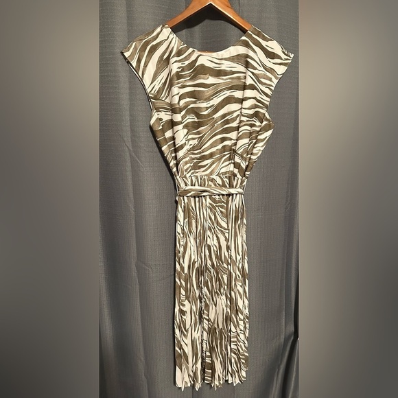 Nine West Zebra Print Dress with Accordion Style Skirt - Picture 1 of 3